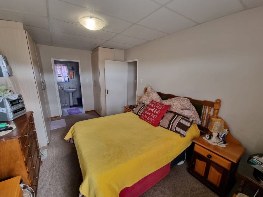 2 Bedroom Property for Sale in Eureka Free State